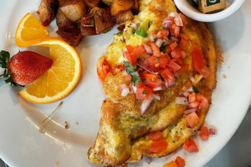 Natuckets-Brunch-South-of-the-Border-Omelete-1030x687